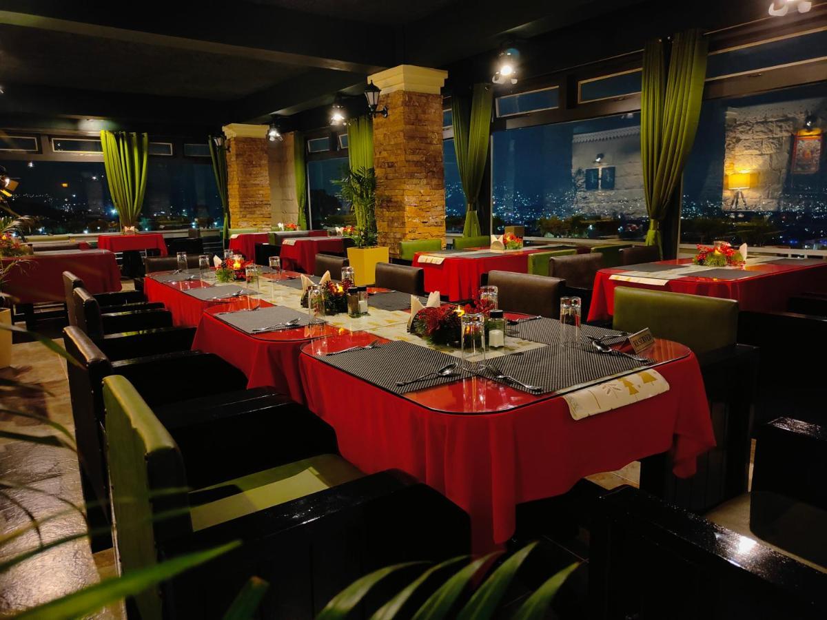 שילונג Hotel Acropolis מראה חיצוני תמונה