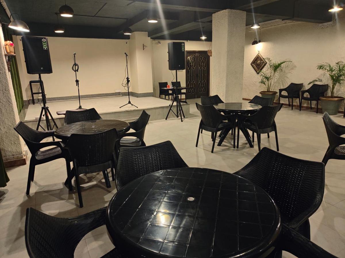 שילונג Hotel Acropolis מראה חיצוני תמונה