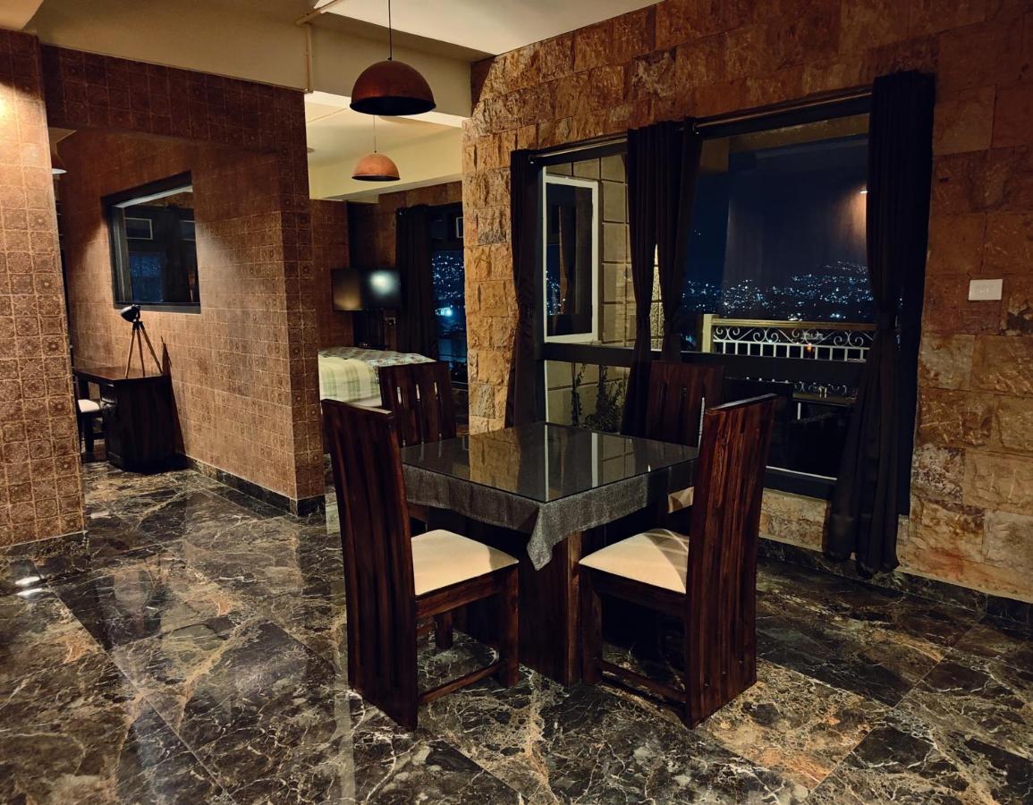 שילונג Hotel Acropolis מראה חיצוני תמונה